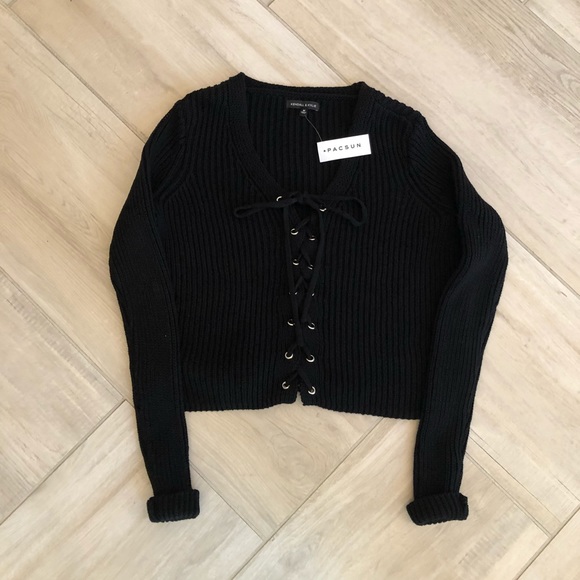 Kendall & Kylie Black Sweater Pacsun - Picture 2 of 5